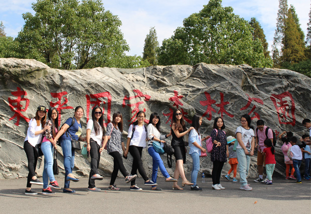 上海beat365亚洲体育在线app机电设备有限公司秋季旅游