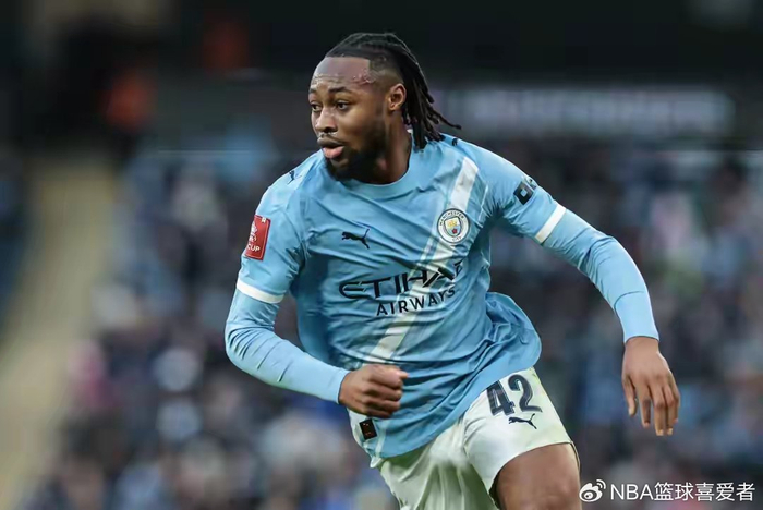 皇马3-0曼城：巴尔韦德跑动成战术利器