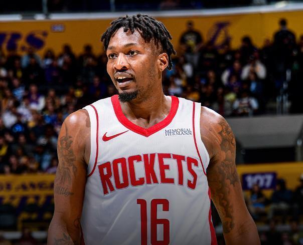 火箭队弃用芬尼-史密斯战绩飙升引热议