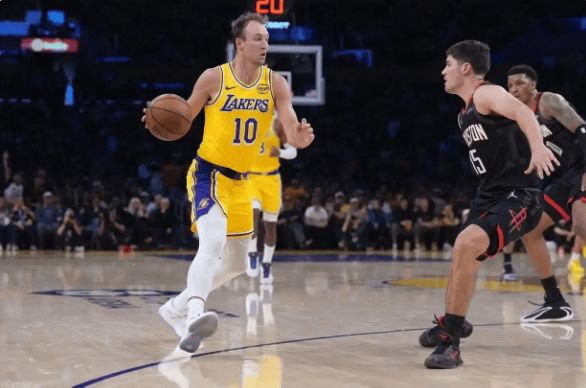 湖人替补肯纳德27分力压约基奇当选最佳