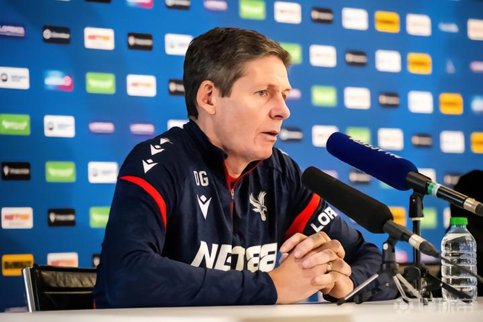 水晶宫主帅格拉斯纳谈对阵利物浦的备战策略